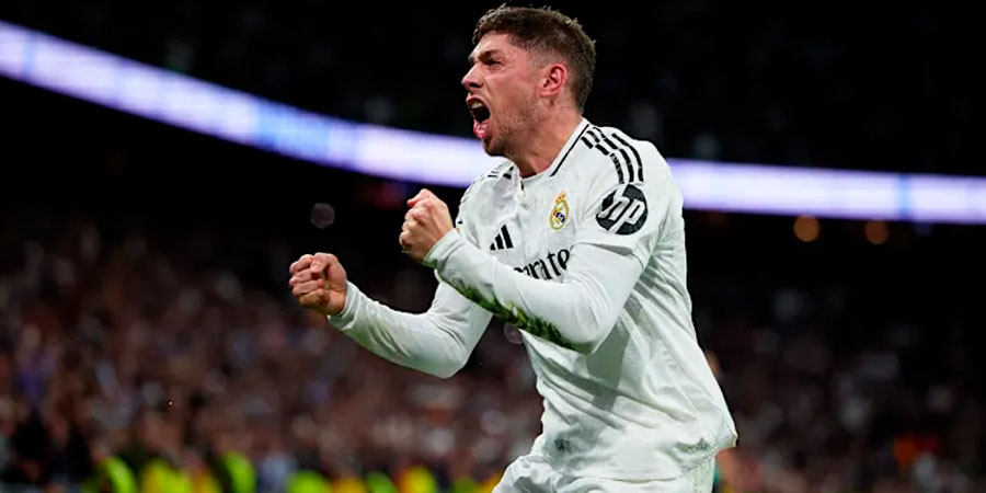 Valverde levante al Bernabéu en el 93', con un trallazo que permite al Madrid soñar con LaLiga (1-0) | VIDEO-RESUMEN + GOLES